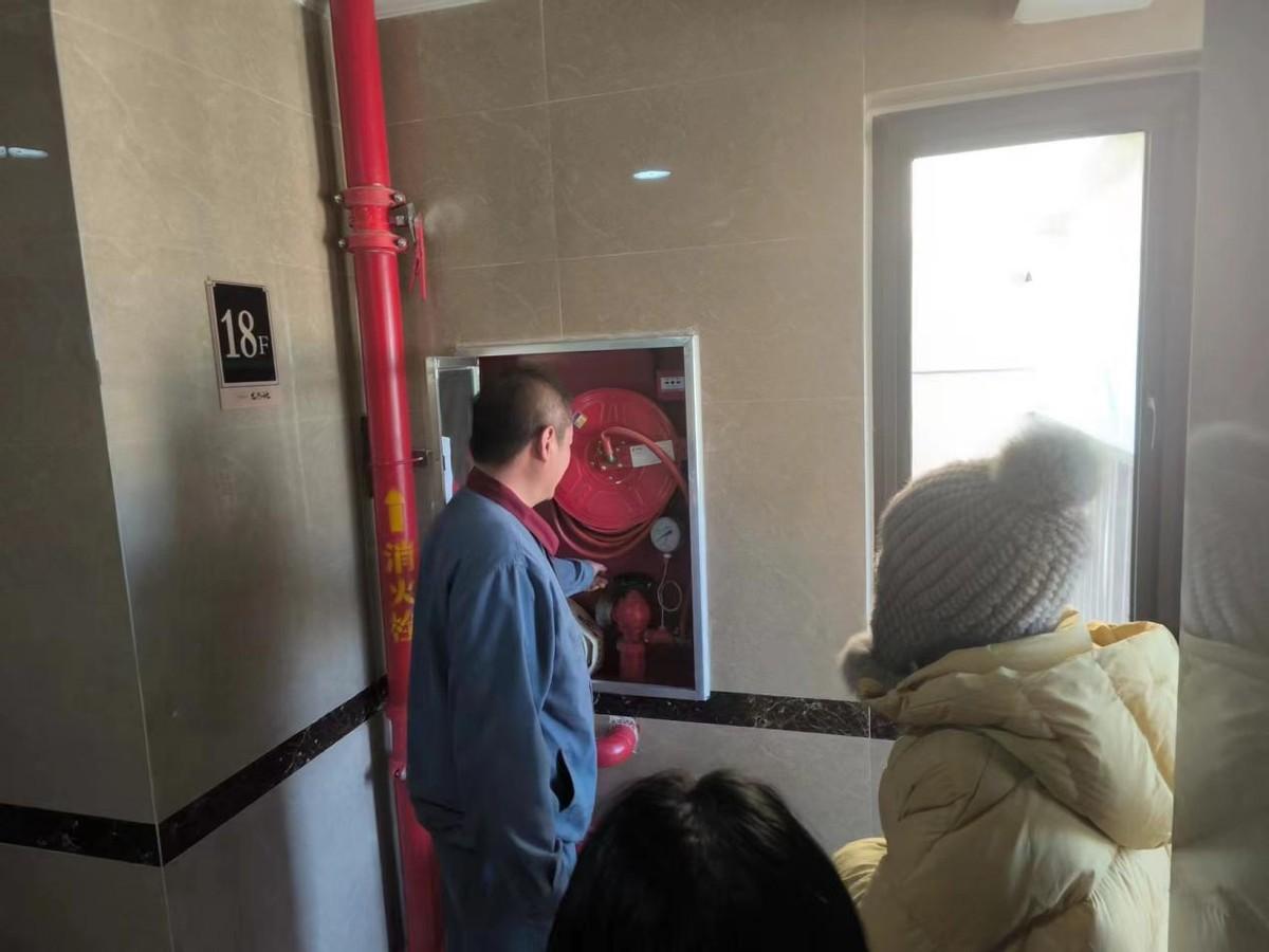 c0e6d4216fc44f66aeef2b01d04b5550~noop